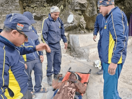 Uttarakhand Police became an angel for 70-year-old Sadhvi