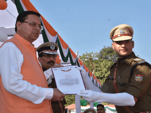 CM Dhami participated in the Foundation Day program of Home Guards