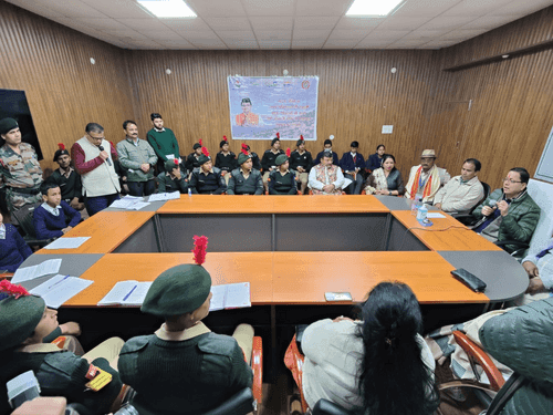 CM Dhami participated in a dialogue program on the topic 'Why migrate from villages'