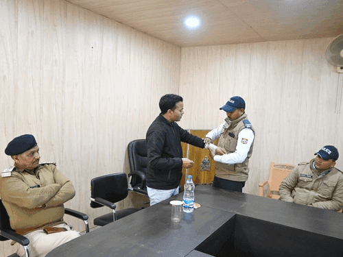 Traffic police personnel received first aid training