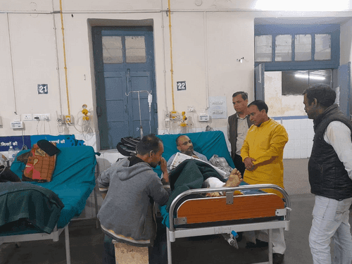 Health Minister Dr. Dhan Singh Rawat inspected Doon Hospital