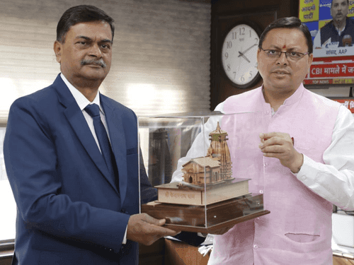 CM Dhami met Union Energy Minister in New Delhi