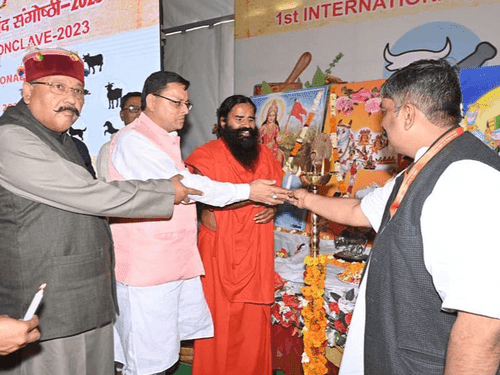 CM Dhami participated in the first International Veterinary and Ayurveda Seminar
