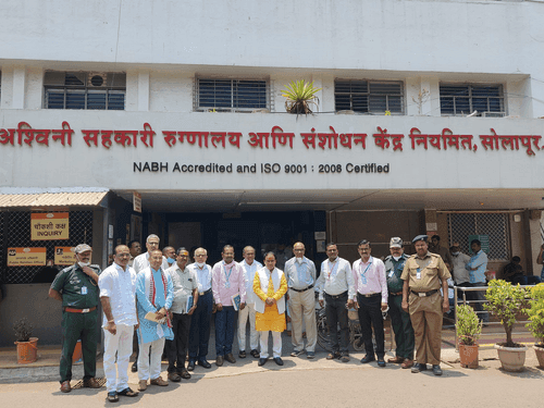 Minister Dr. Dhan Singh Rawat visited Ashwani Cooperative Hospital