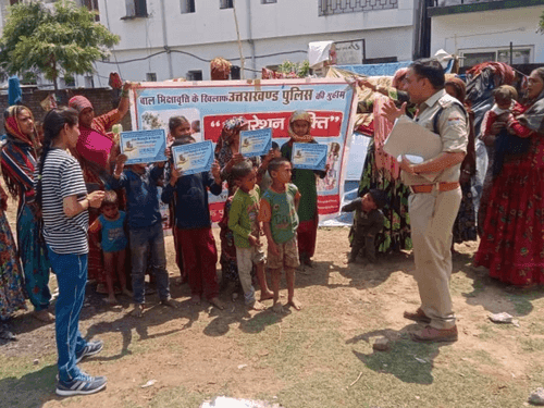 District Chamoli Police got 03 children of Gauchar area admitted in the school
