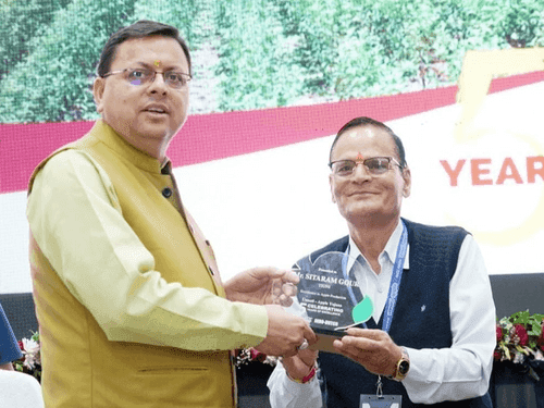 CM Dhami participated in the program 'Sankalp Se Parivartan Ki Aur'