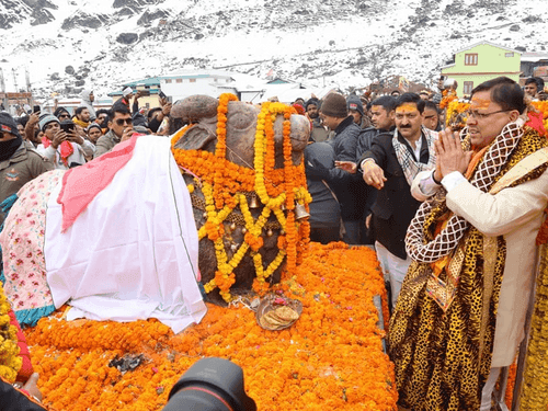 The doors of Shri Kedarnath Dham were opened at 6:20 am for devotees