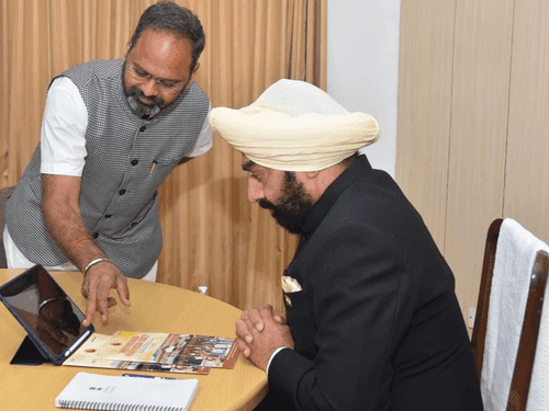 Governor Gurmit Singh launched 'Chardham Saathi' mobile application