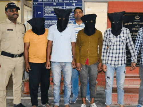 04 accused arrested with stolen vehicles