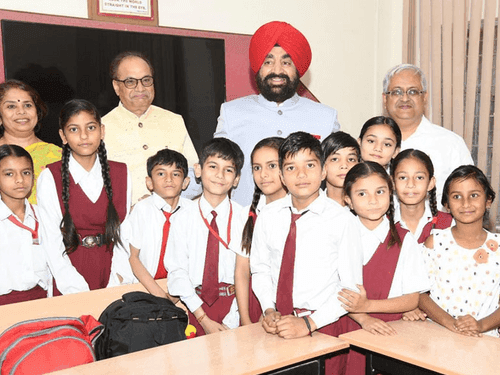 Governor Gurmit Singh participated in the program organized at IIT Roorkee
