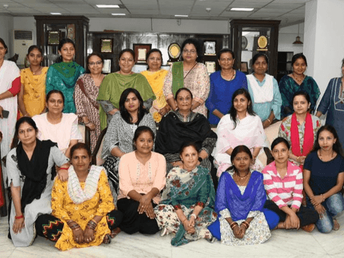 Governor Gurmit Singh concluded the training program of Sujok therapy