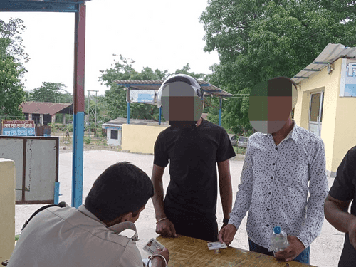Champawat Police took action against the person who went to play casino