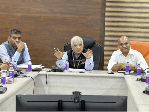 Review meeting taken for successful conduct of Chardham Yatra