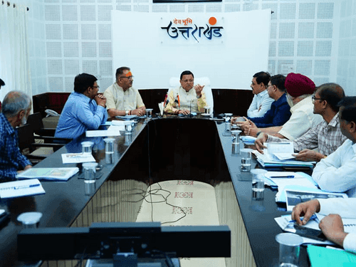 CM Dhami held a high level meeting of apple cultivation and kiwi mission
