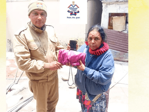 Uttarakhand Police handed over the lost bag to its owner