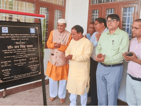 Health Minister Dr. Dhan Singh Rawat participated in Bhoomi Poojan and foundation stone laying program